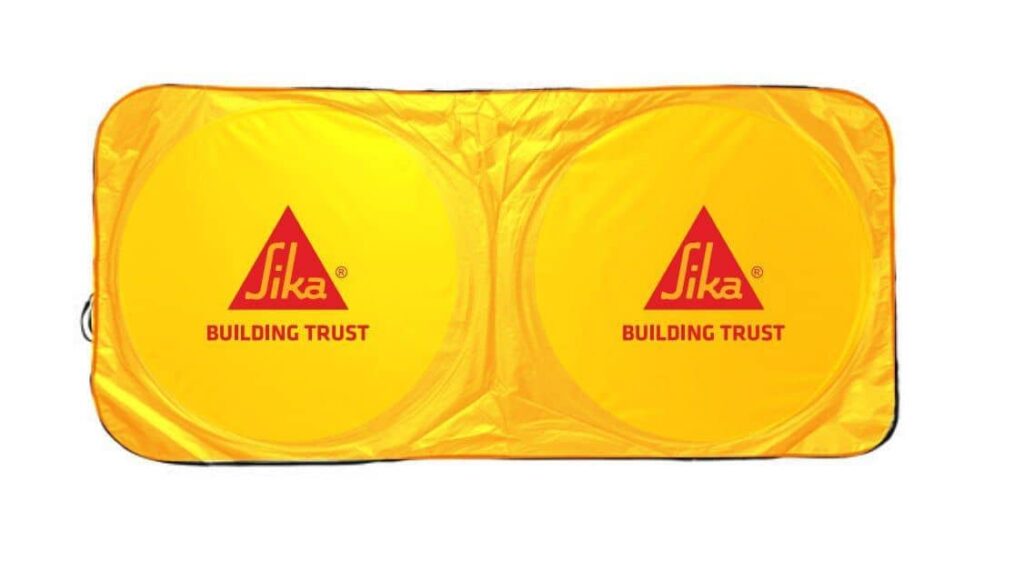 آفتابگیر تبلیغاتی هدیهای ساده اما پرقدرت برای دیده شدن برند